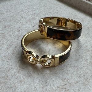 Elegant Gold and Tortoise Shell Women's Bracelet Set